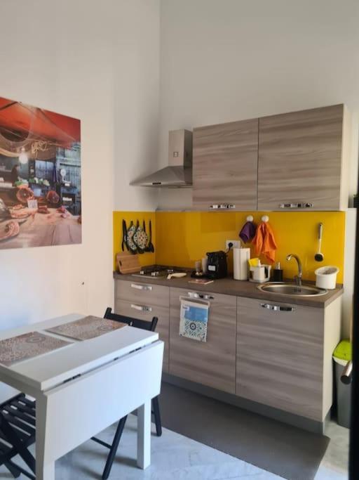 Bibi Appartamento A Due Passi Dal Tribunale Centro Palermo Esterno foto